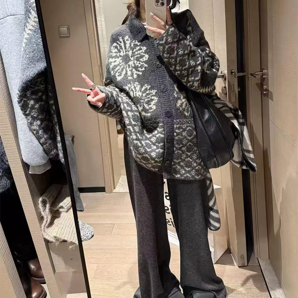 Cárdigan holgado con cuello de solapa y diseño geométrico