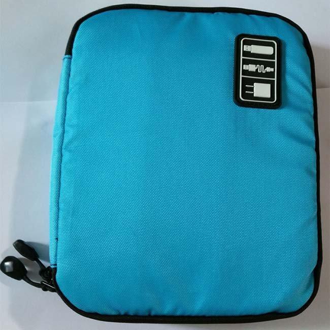 Estuche de viaje para accesorios electrónicos