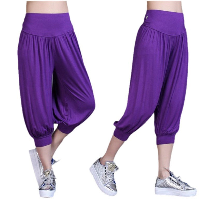 Pantalón deportivo holgado tipo bombacho para mujer