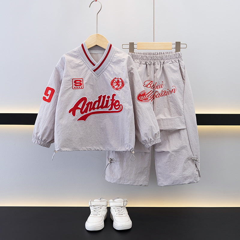 Conjunto infantil de camiseta de manga larga y pantalón cargo