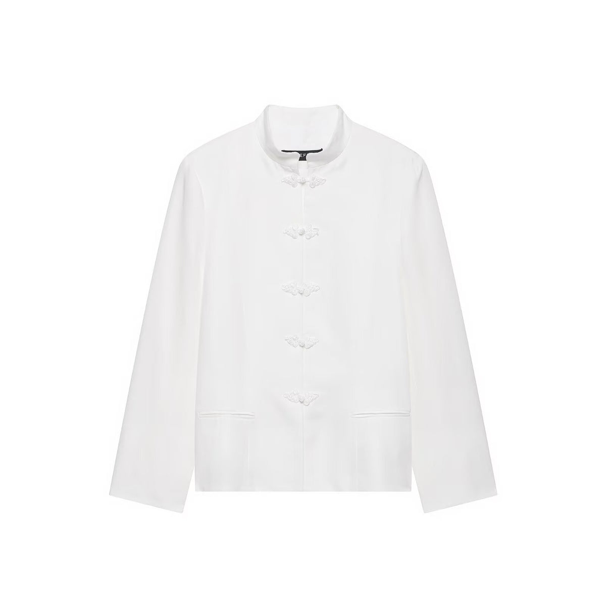 Chaqueta blanca entallada de cuello alto con botones