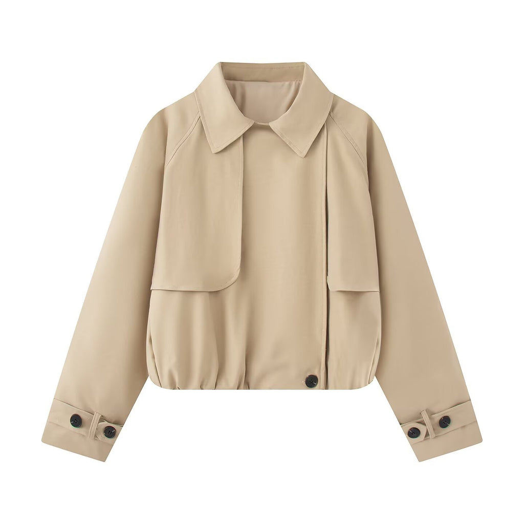 Chaqueta corta de cuello polo con botones