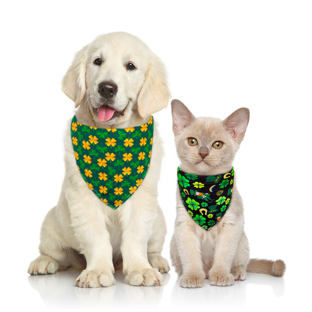 Bandana de tréboles para mascotas