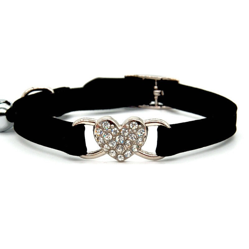 Collar de terciopelo con cascabel para mascotas