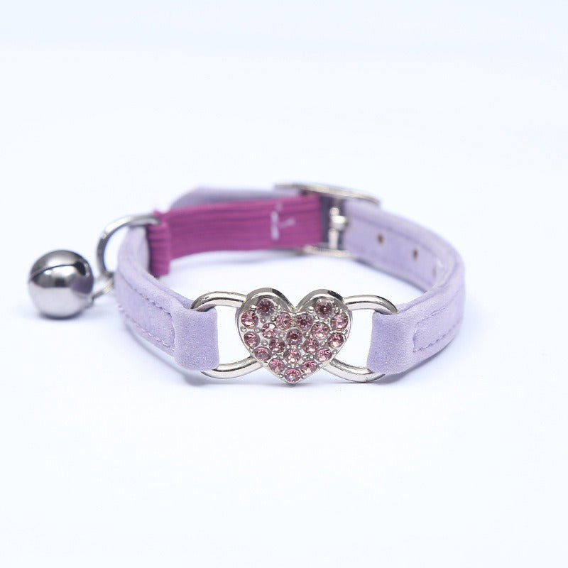Collar de terciopelo con cascabel para mascotas