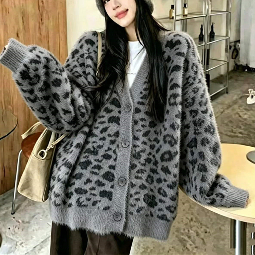 Cárdigan holgado con estampado de leopardo y cuello en V