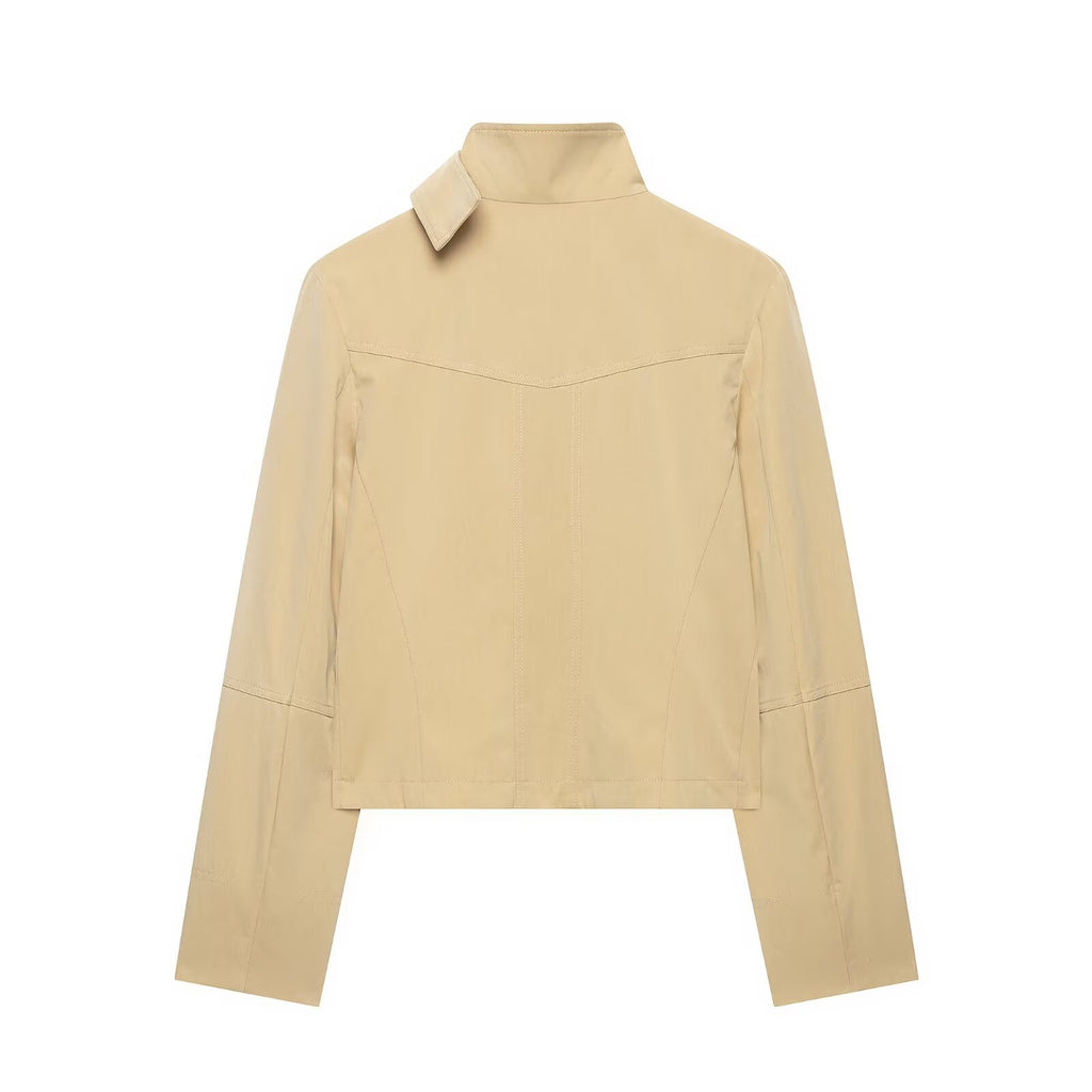 Chaqueta caqui de cuello alto con bolsillos y botones dobles