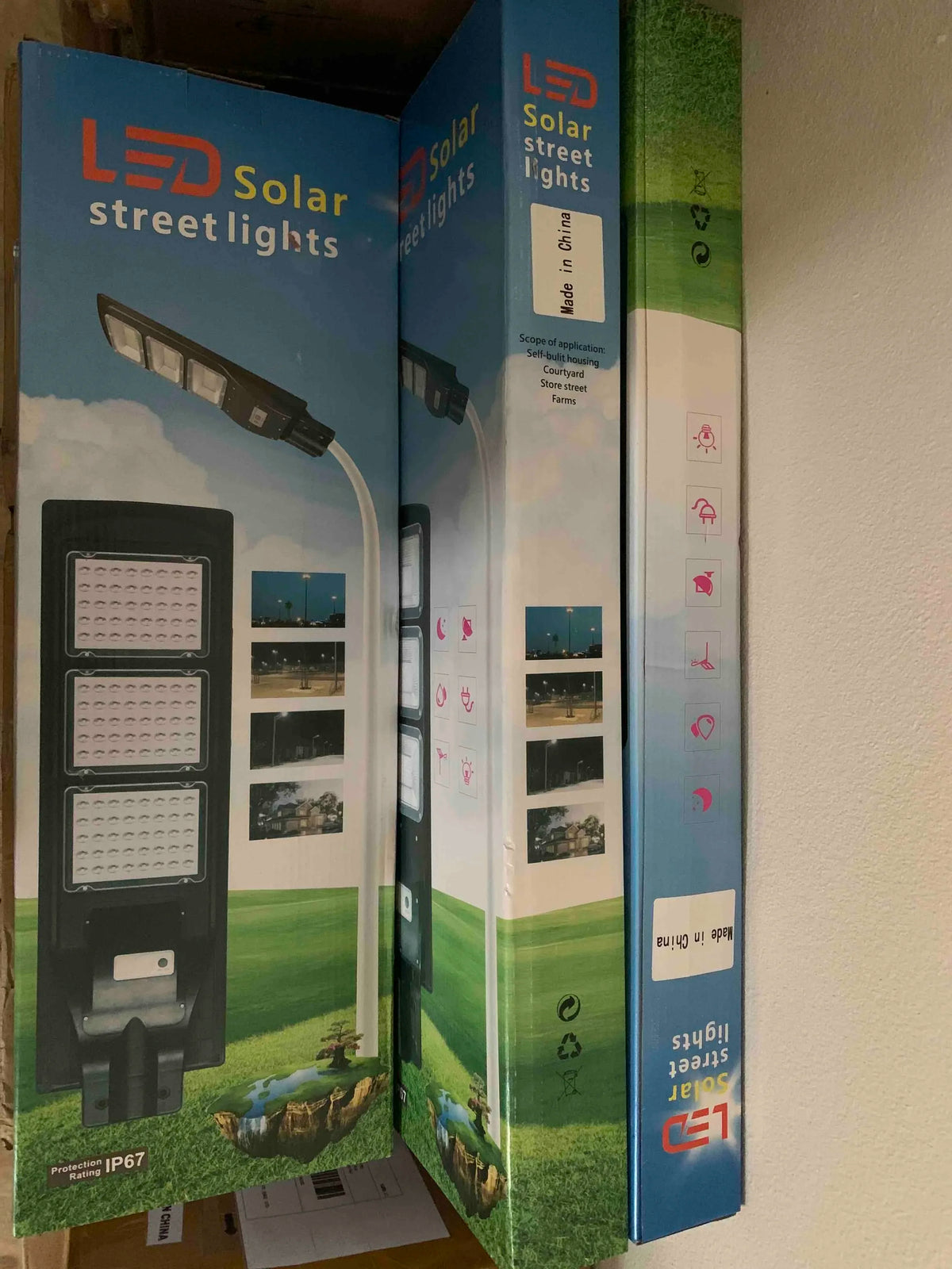 Solar Street Lamp with Radar Motion Sensor, Waterproof, IP67, Wall, Outdoor, Landscape, Garden, Road Light with Pole, 90W
